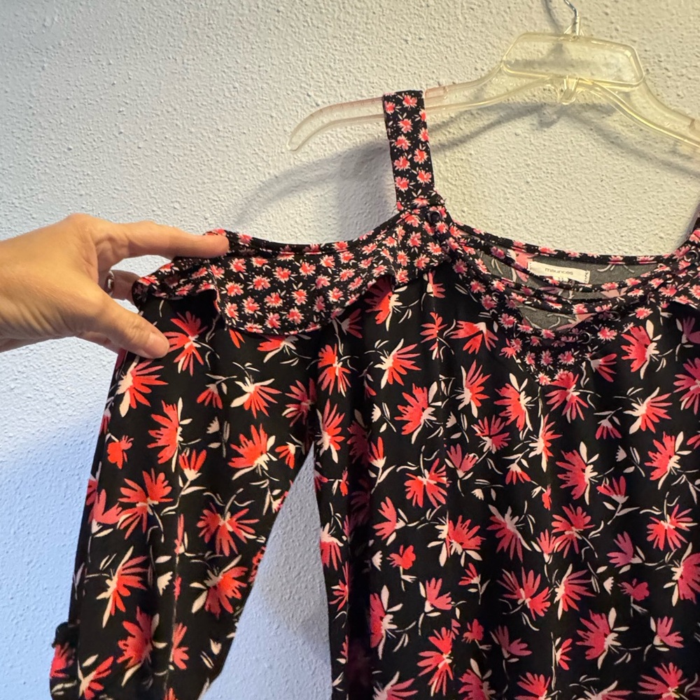 Maurices Black Floral Cold-Shoulder Top with Pink Blossoms